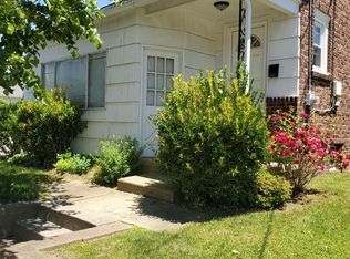 2093 Newbridge Rd, Bellmore, NY 11710