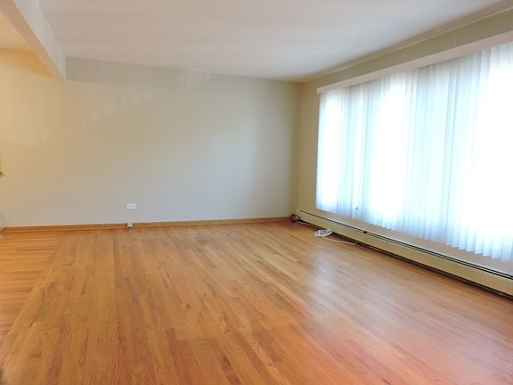 4th image of 6947 W Higgins Ave #1