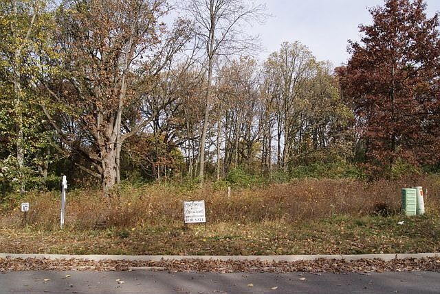 1st image of 2480 Sterling Woods Ln