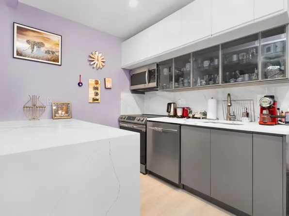 15 West End Avenue image 15 of 33