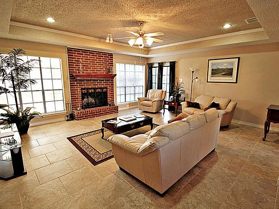 5th image of 225 Sandpiper Dr