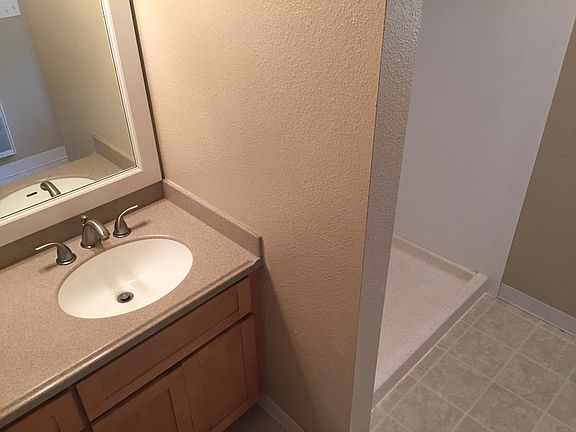4th image of 4323 Shore Dr NW
