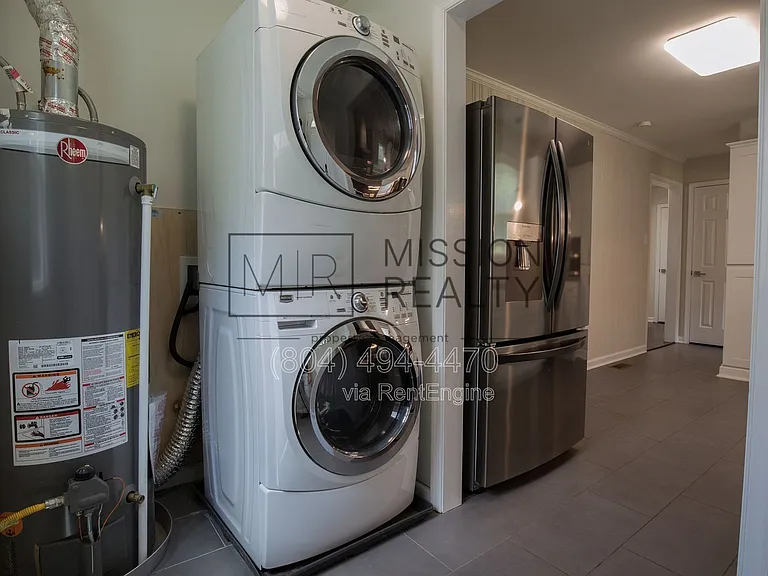 5205 Scott St — Photo 9
