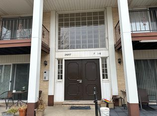 29297 Hayes Rd #F8, Warren, MI