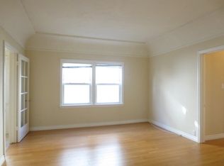 112 S Manhattan Pl APT 10, Los Angeles, CA 90004