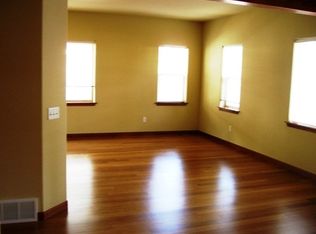 7543 210th St SW, Edmonds, WA 98026