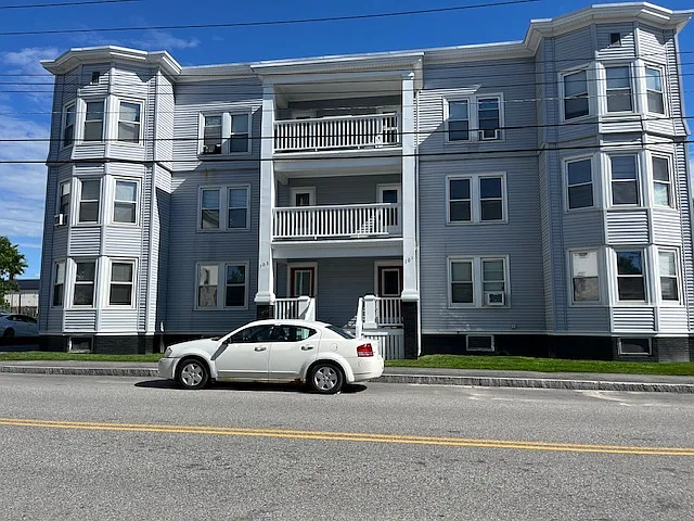 2 bed, 800 sqft, $1,575 — Photo 1