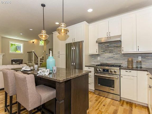 Kitchen Main Level