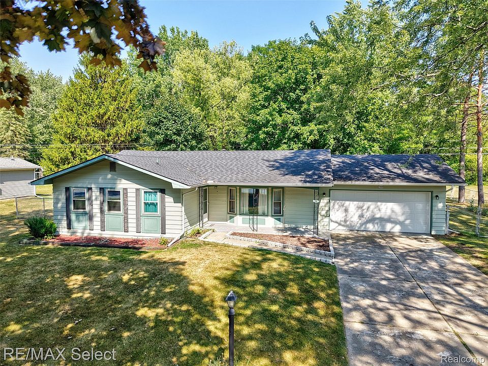1st image of 7439 Ironwood Dr
