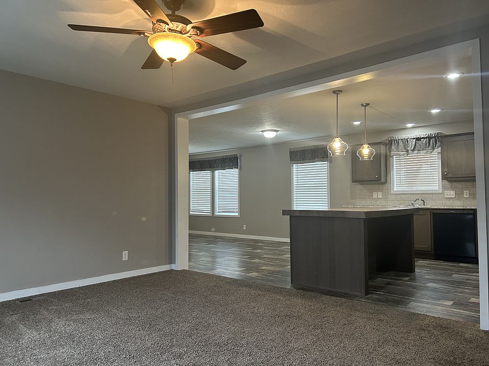 2nd image of 17139 Detroiter Avenue Site #12