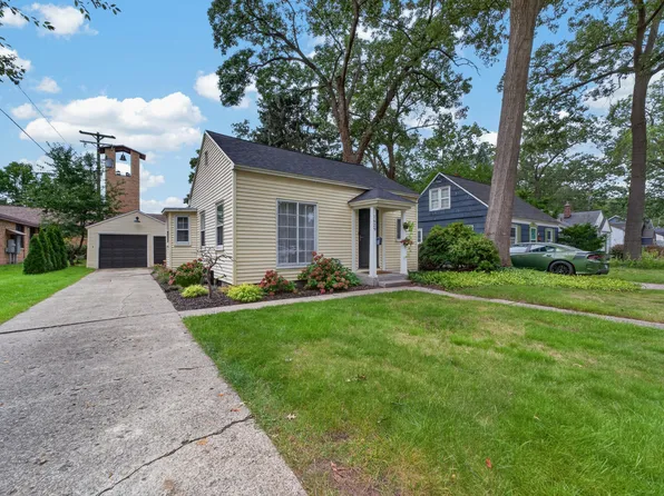 1629 Montague Ave, Muskegon, MI 49441