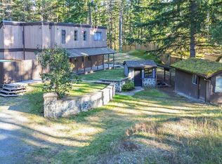 821 Ebadora Ln, Cowichan Valley, BC V0R 2W3