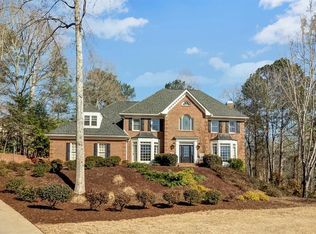300 Arroyo Dr, Roswell, GA 30075