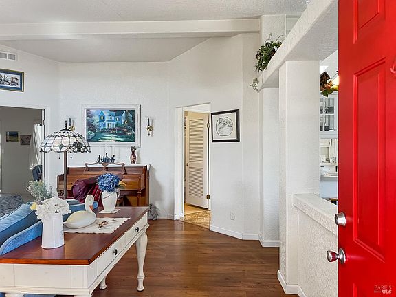 4th image of 8169 Willow Street