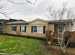 1401 N 2nd St, Silverton, OR 97381