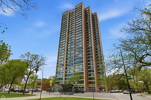 1850 N Clark St #2409 Photo 1