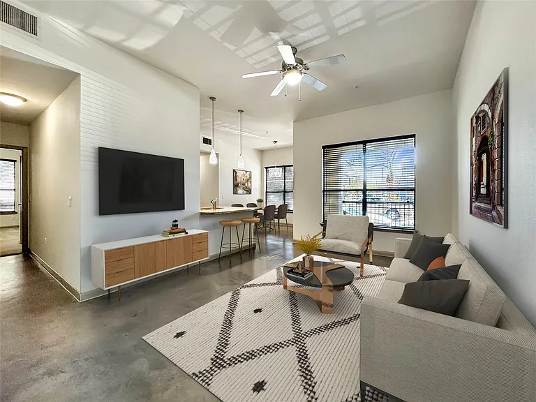 2700 Brazos St #4405 — Photo 2