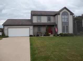 814 Crosswyck Cir, Louisville, OH 44641