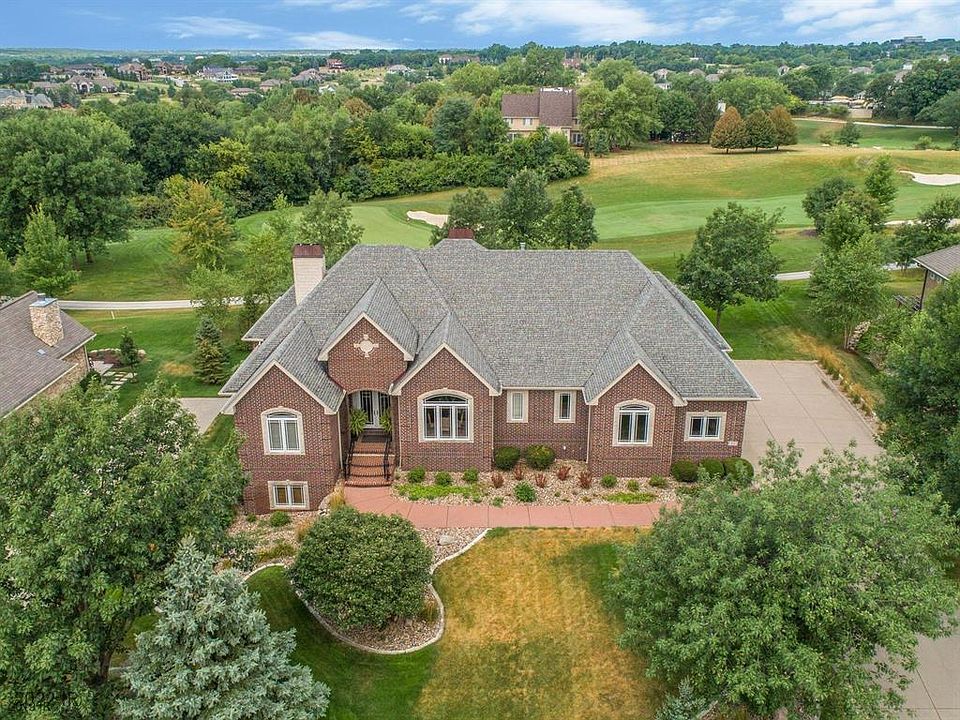 1621 Glen Oaks Dr, West Des Moines, IA 50266 Zillow