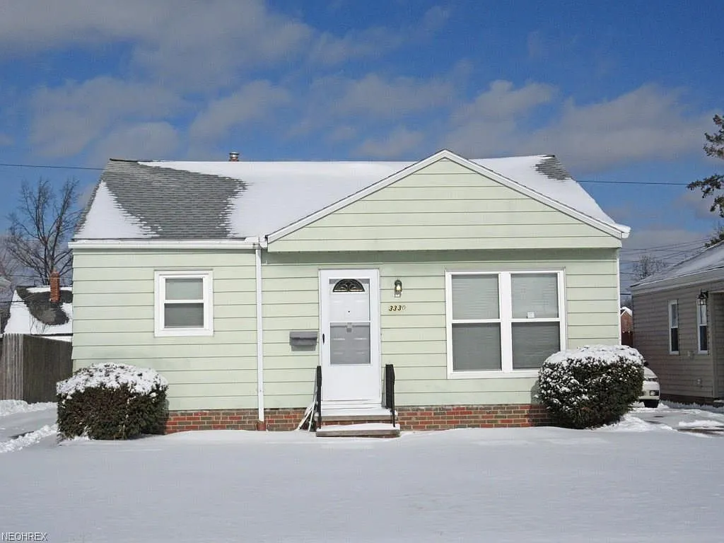 3330 Center Dr photo 1