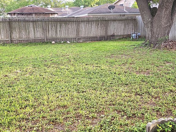 4th image of 4625 Bonner Dr