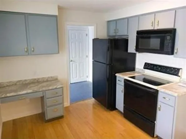 20 Fairway Cir, Natick, MA 01760
