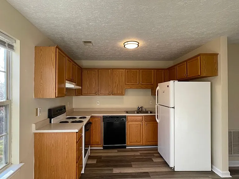 2822 Hanna Pl — Photo 7