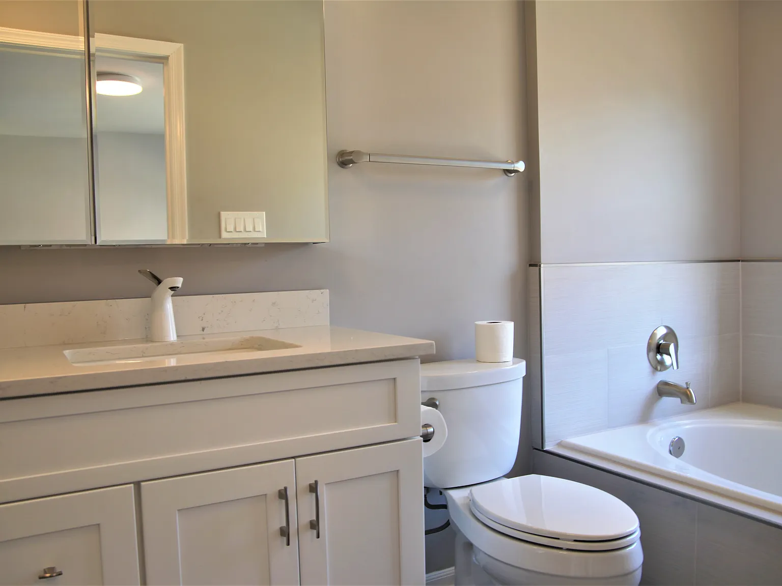 3 bed, 1586 sqft, $3,700 — Photo 3