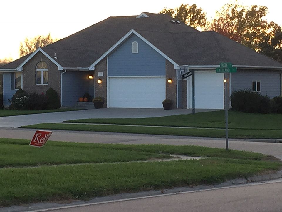 1st image of 515 E Lakeland Dr
