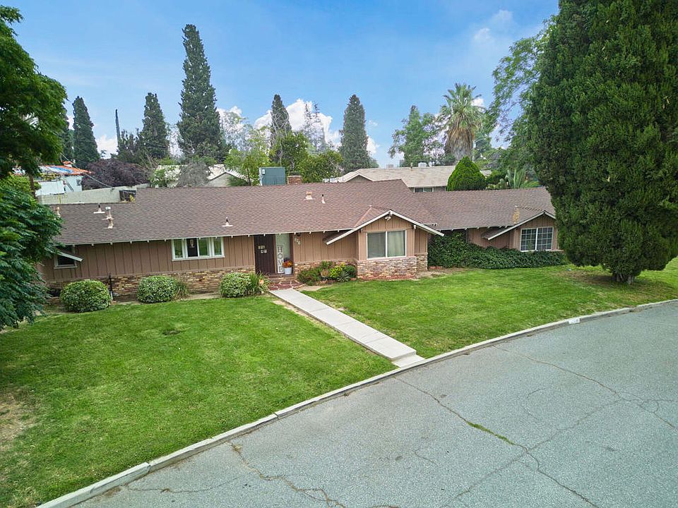 1st image of 826 Linda Vista Dr