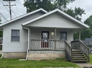 104 E Grimes Ln, Bloomington, IN 47401
