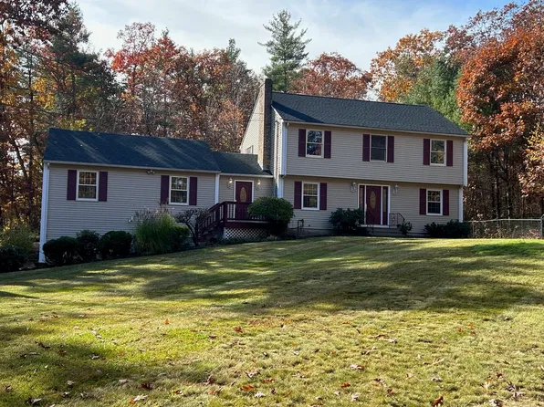 5 Emery Rd, Townsend, MA 01469