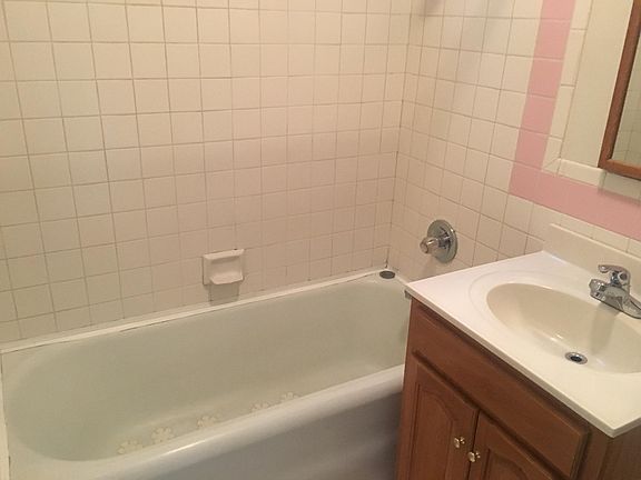 5th image of 495 14th Ave #3