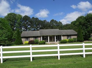 135 Welchs Way Dr, Paris, TN 38242