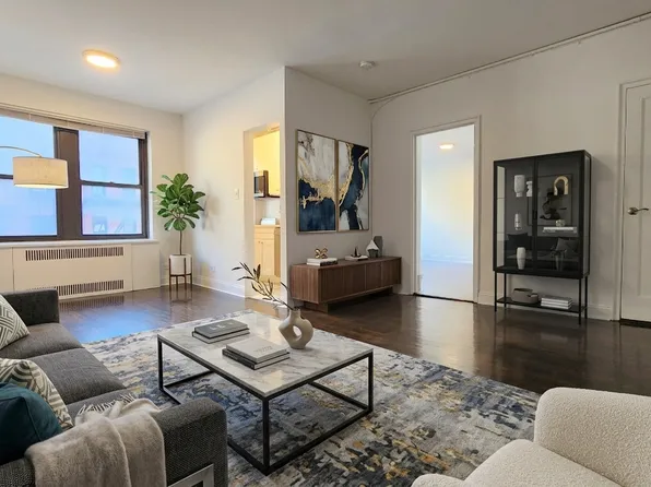 162 East 55th Street image 1 of 8