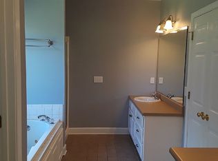 268 Acorn Dr, Columbus, MS 39705