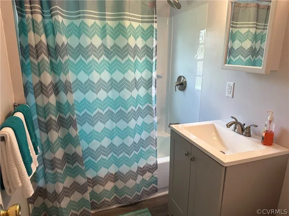 4326 Harpers Rd, Mc Kenney, VA 23872