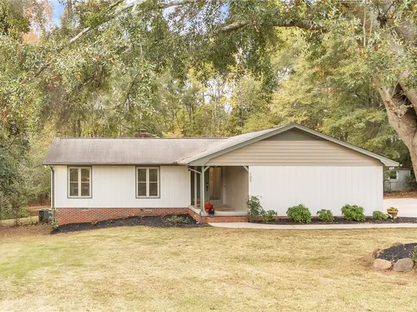 105 Wedgewood Dr, Anderson, SC 29621