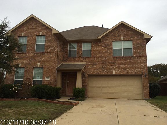 2nd image of 2301 Castle Creek Dr