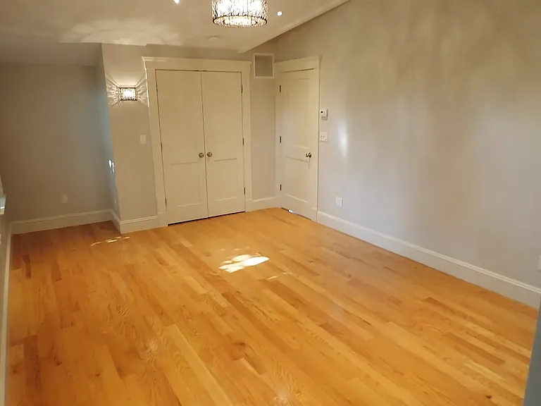 172 Weston St #2 — Photo 31