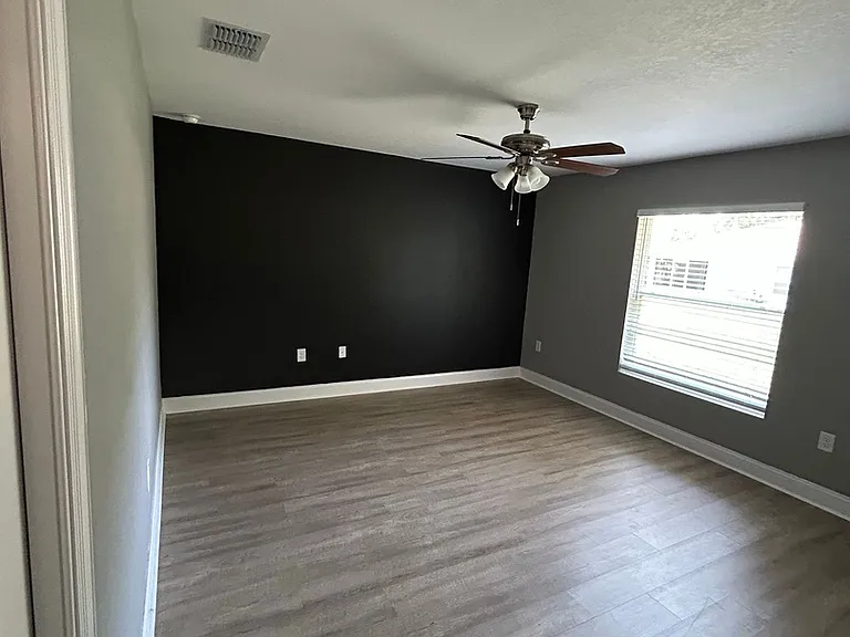 1314 W Highland St — Photo 7