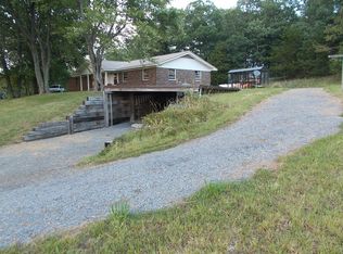 380 Golden Pond Ln, Witts Springs, AR 72686