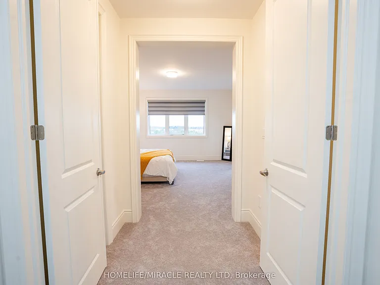93 Bluebird Blvd — Photo 28