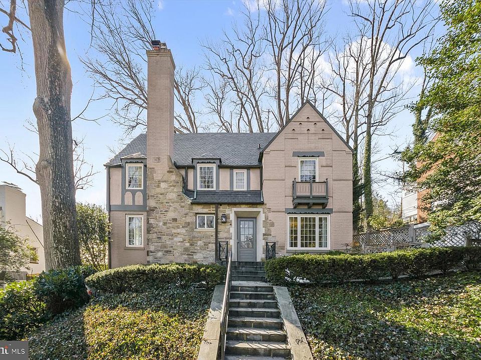 1st image of 4520 Dexter St NW