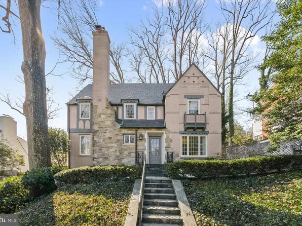 4520 Dexter St NW, Washington, DC 20007