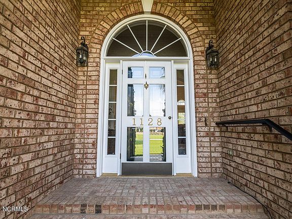5th image of 1128 Timber Drive