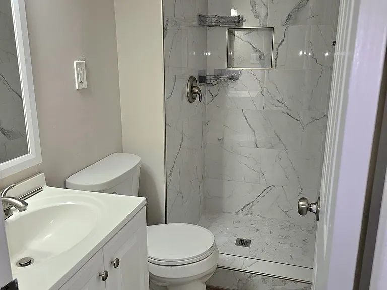 8313 Gibbons Dr — Photo 25