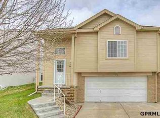 4946 S 190th St, Omaha, NE 68135