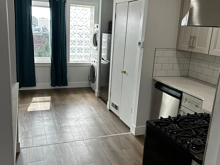 1333 W Porter St #3 — Photo 3