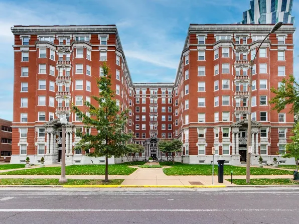 4944 Lindell Blvd APT 1E, Saint Louis, MO 63108